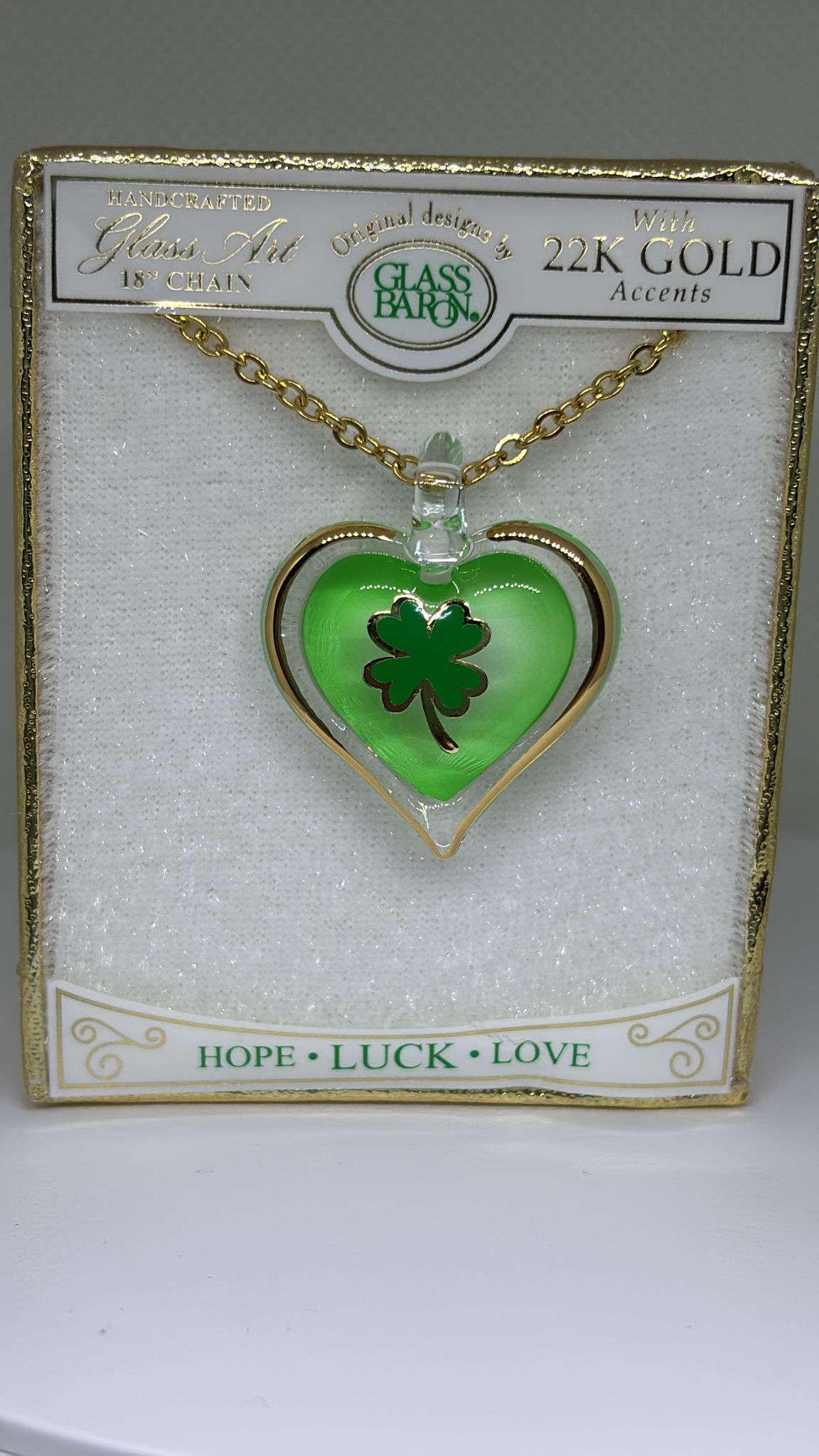 Lucky Heart Necklace with Four Leaf Clover | Gold Heart Pendant Necklace