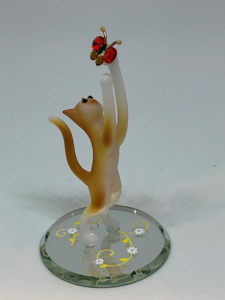 Glass Tabby Cat with Butterfly Collectible Figurine