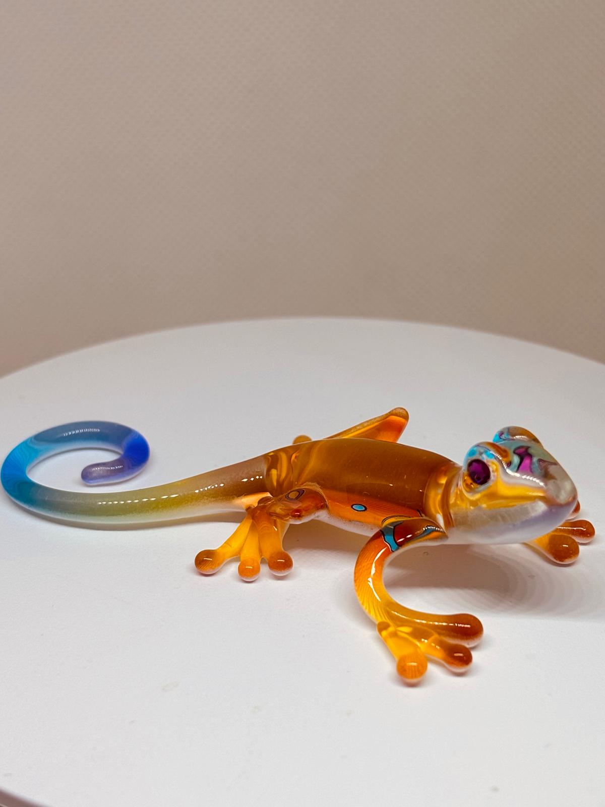 Kona Gecko Figurine Colorful Handcrafted Gecko Decor