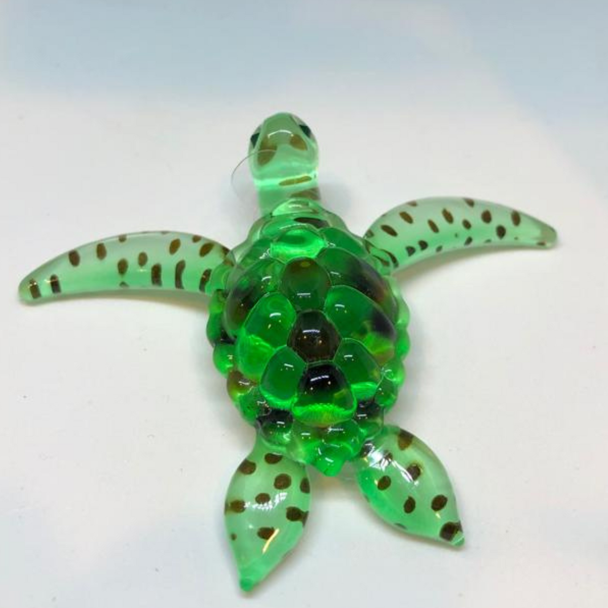 Glass Sea Turtle Figurine, Handcrafted Ocean Decor, Coastal Gift