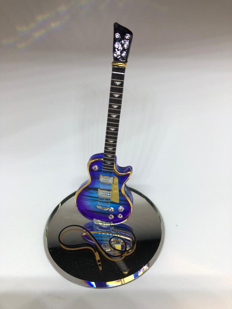 Classic Guitar Figurine, Handcrafted Purple Guitar, Handmade Gift Ideas, Home Decoration