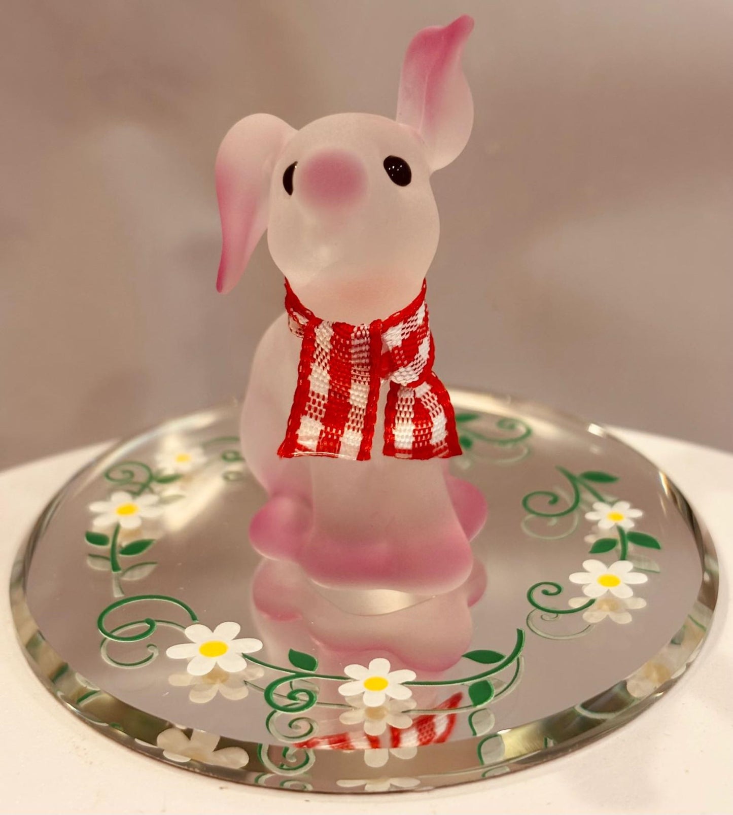 Pretty Pink Pig Figurine Handcrafted Glass Farm Animal Collectible with Crystals