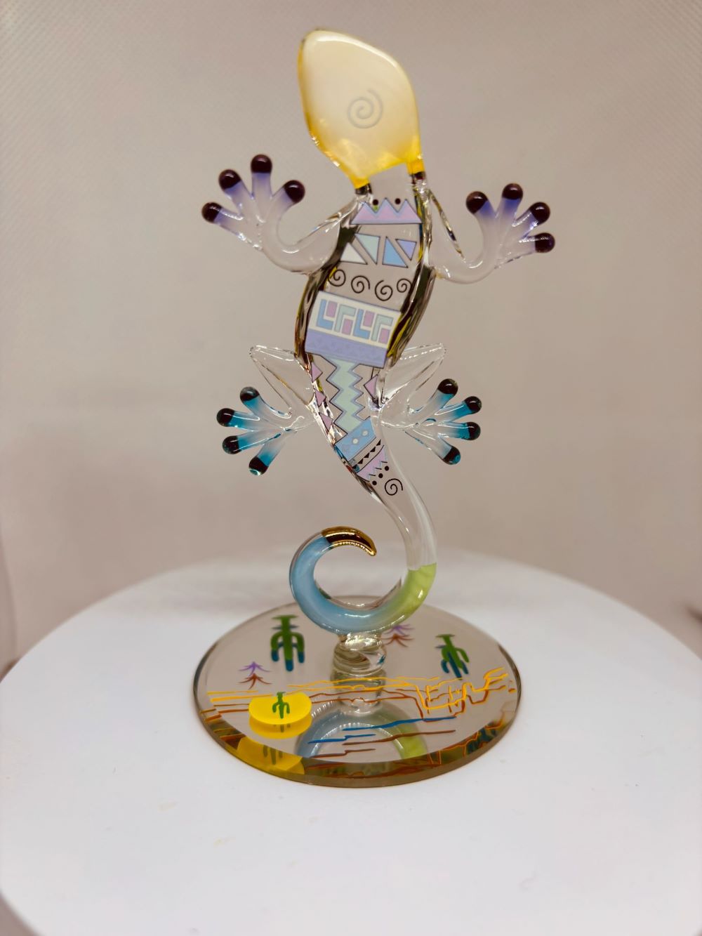 Climbing Gecko Figurine | Handcrafted Colorful Glass Lizard Art Decor
