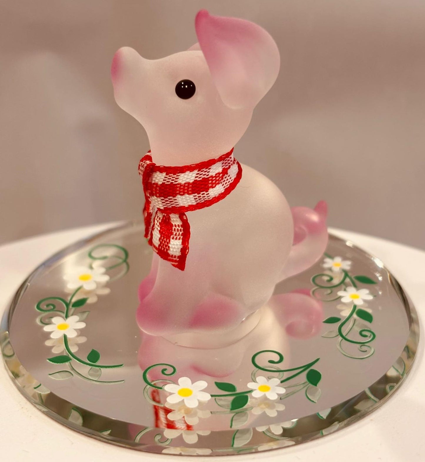Pretty Pink Pig Figurine Handcrafted Glass Farm Animal Collectible with Crystals