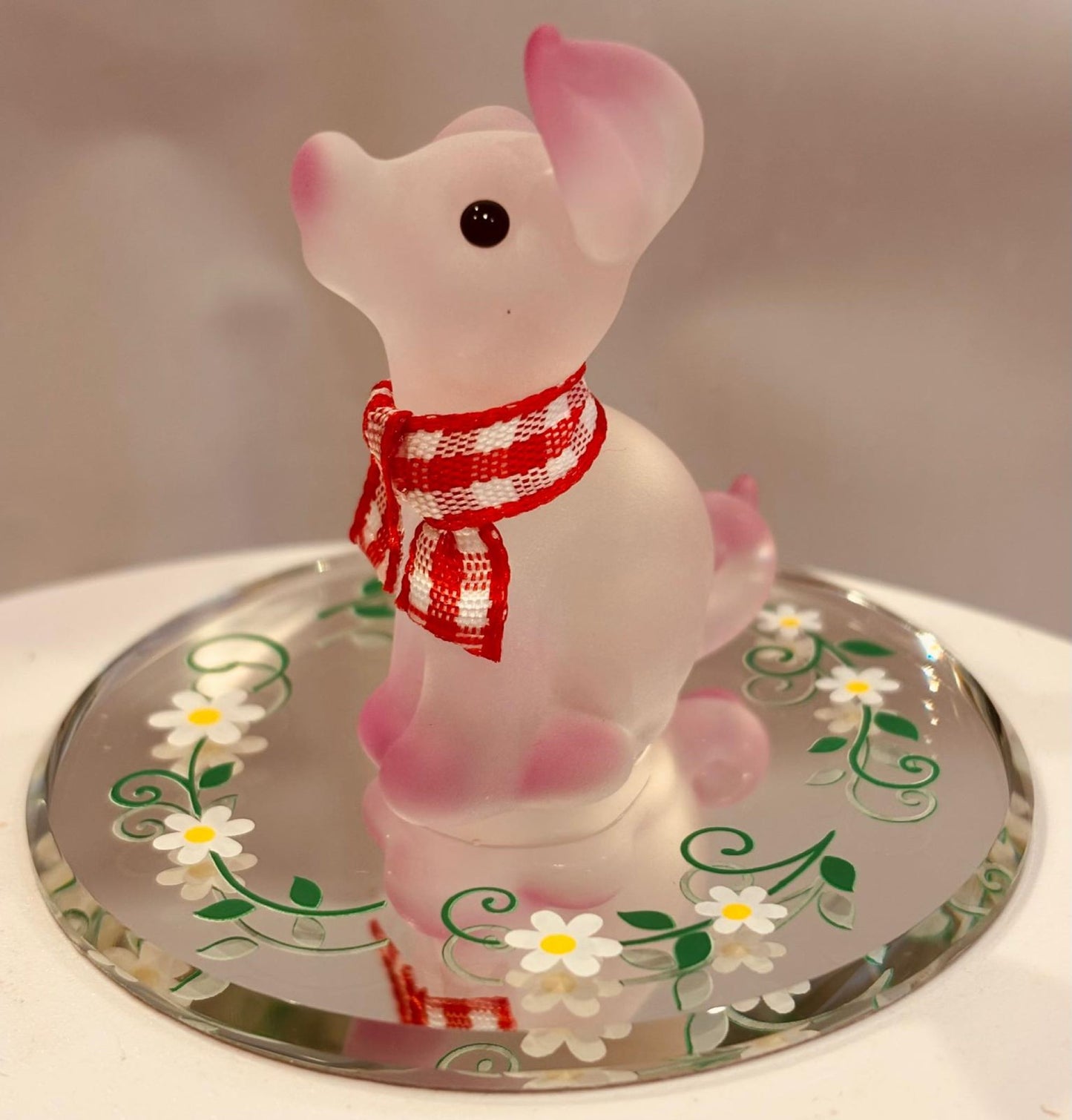 Pretty Pink Pig Figurine Handcrafted Glass Farm Animal Collectible with Crystals