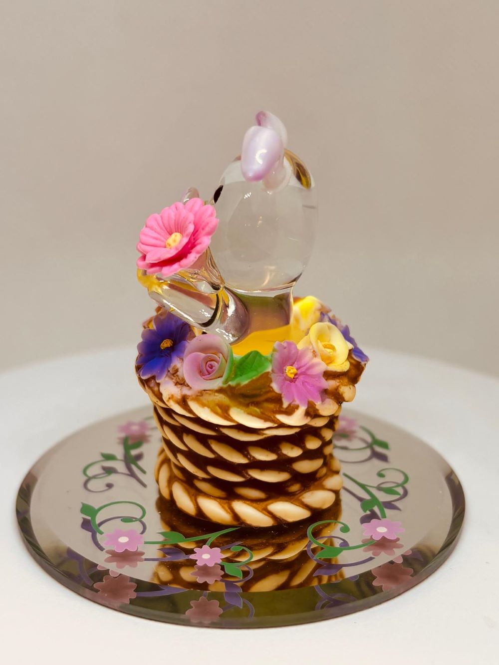 Sitting Pretty Pig Figurine | Handcrafted Glass Pig in Flower Basket