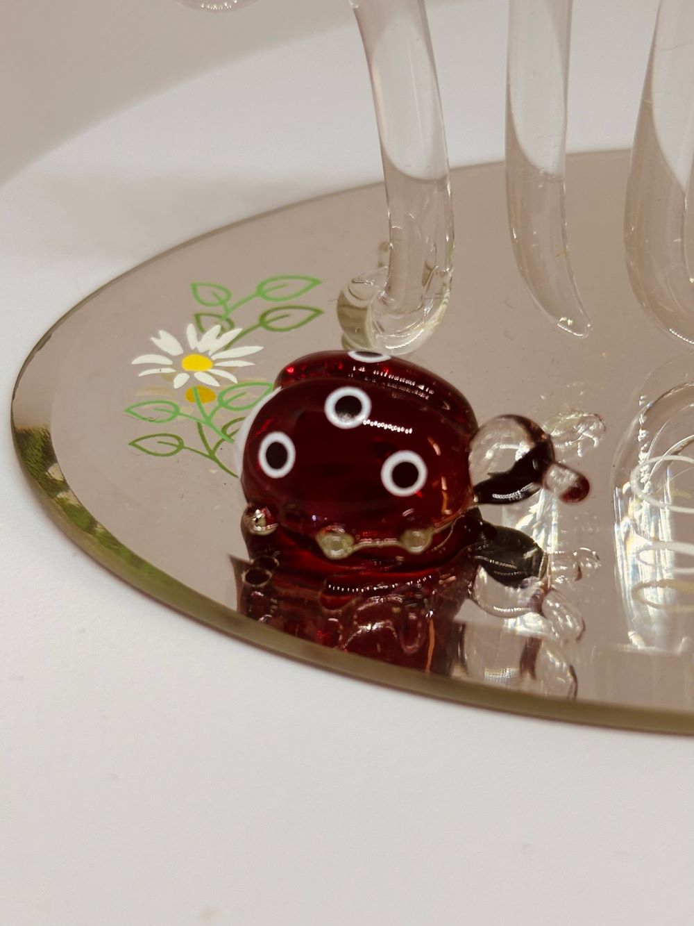 Mom I Love You Ladybug Figurine | Handcrafted Glass Gift for Mom