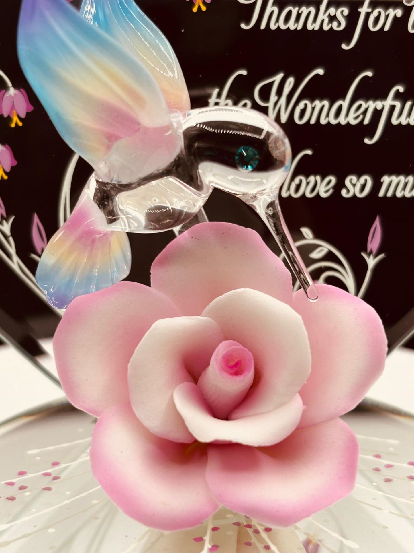 “Wonderful Mom” Hummingbird Figurine | Glass Mom Appreciation Décor
