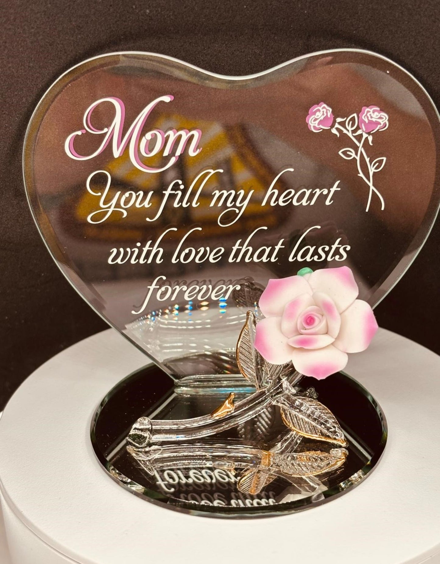 “Mom You Fill My Heart” Rose Figurine | Glass Mom Appreciation Décor