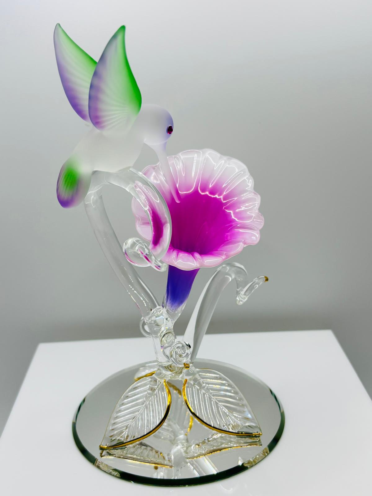 Hummingbird with Fuchsia Flower Figurine | Nature Display Collectible Décor