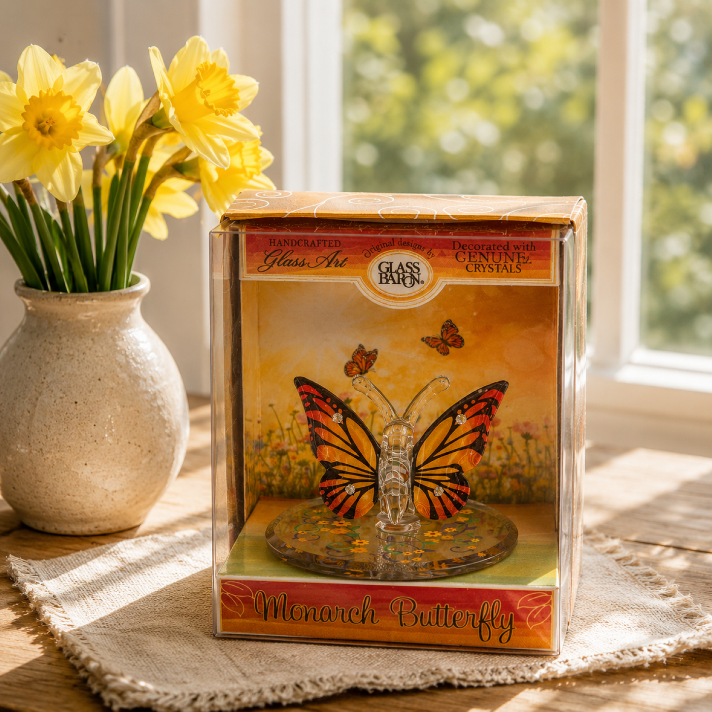 Monarch Butterfly Glass Figurine Keepsake Box, Handcrafted Butterfly Gift, Crystal Collectible, Home Decor