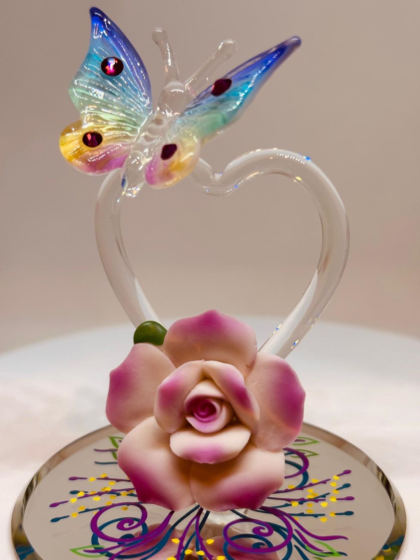 Butterfly Nature’s Beauty Figurine Handcrafted Glass Heart Sculpture with Crystals Romantic Home Decor Gift