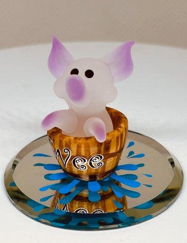 Wee Pig Figurine | Glass Farm Animal Collectible Décor Gift