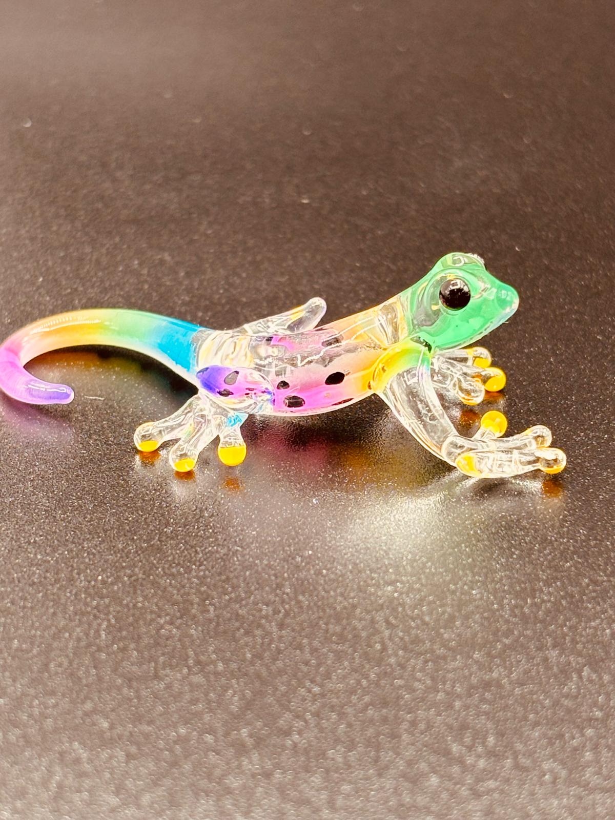 Little Gypsy Gecko Figurine | Handcrafted Glass Lizard Collectible Décor Gift
