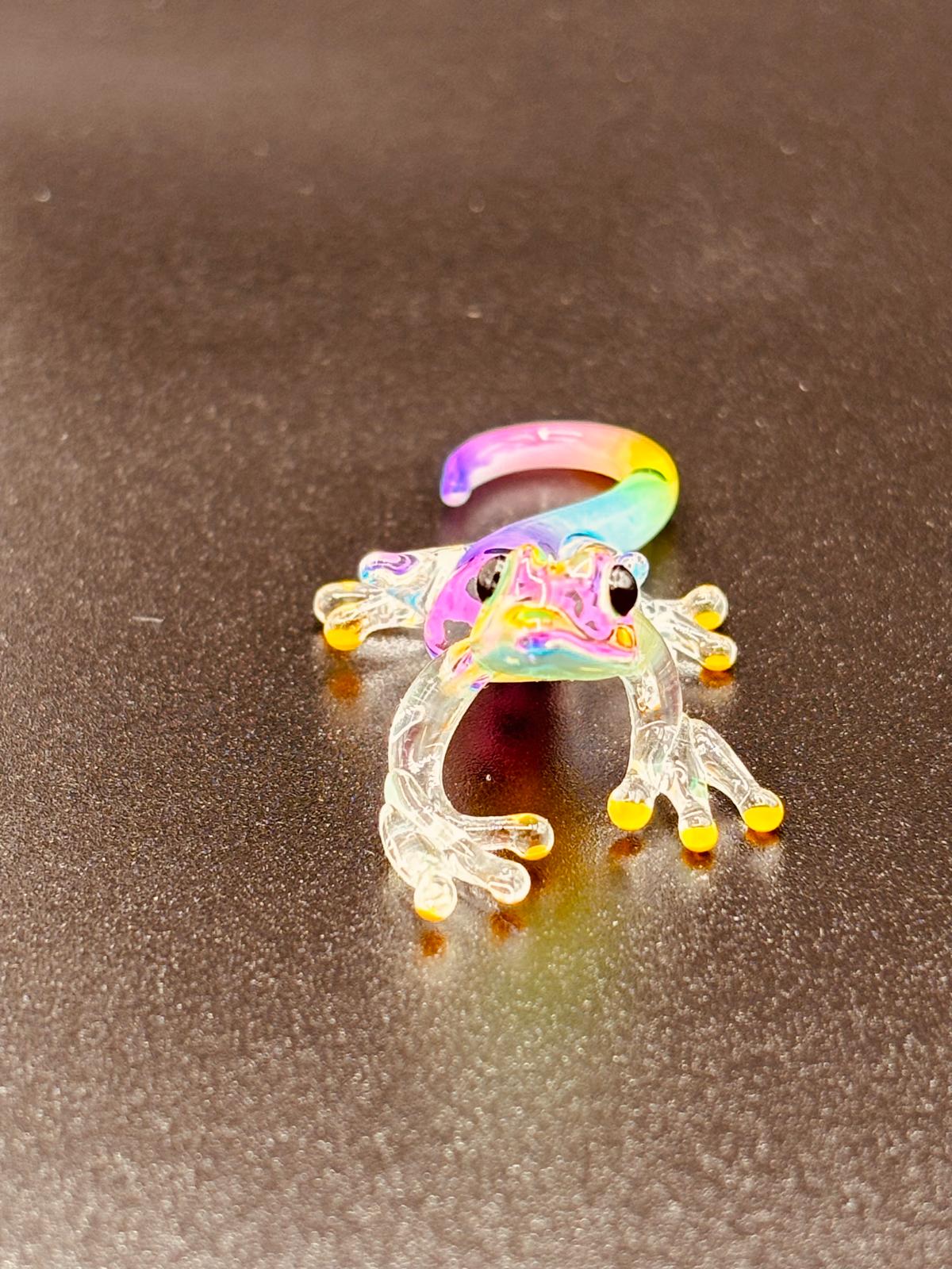Little Gypsy Gecko Figurine | Handcrafted Glass Lizard Collectible Décor Gift
