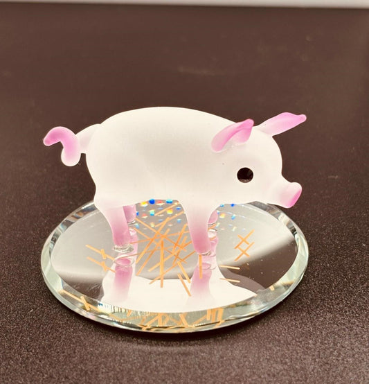 Pink Barnyard Pig Figurine | Glass Farm Animal Décor Gift