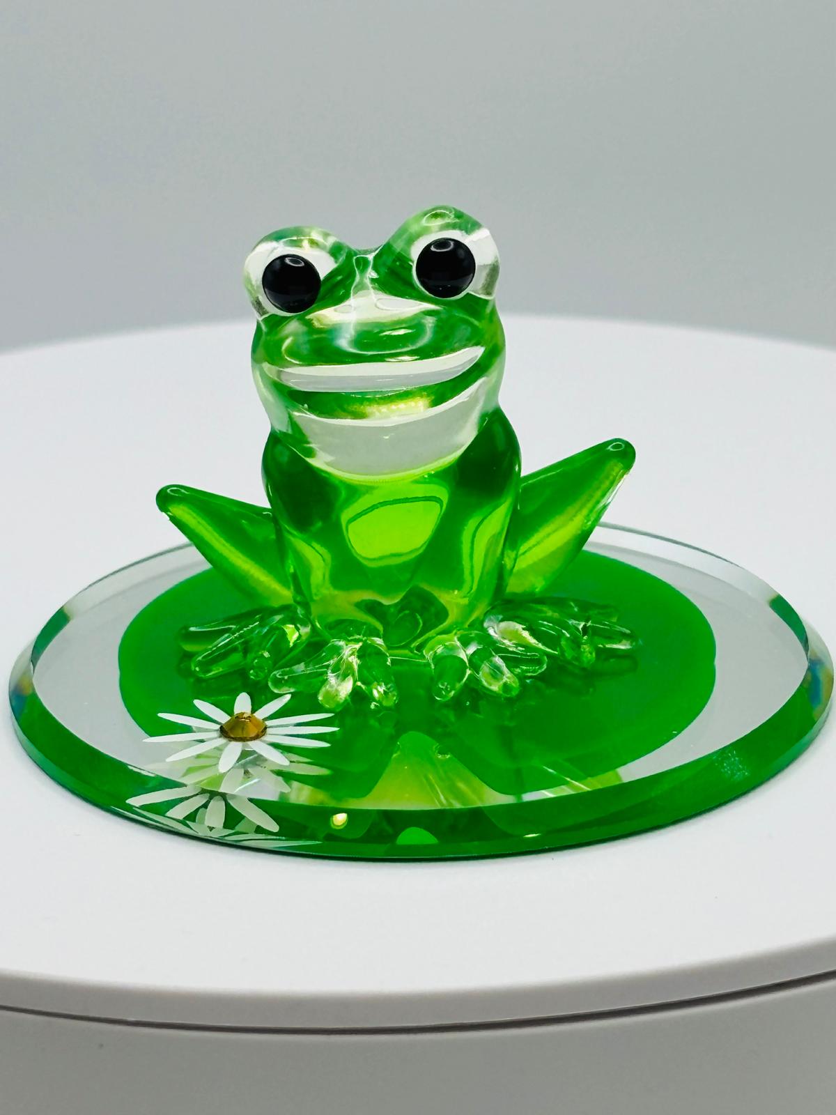 Glass Frog Figurine on Lily Pad Green Animal Collectible Decor