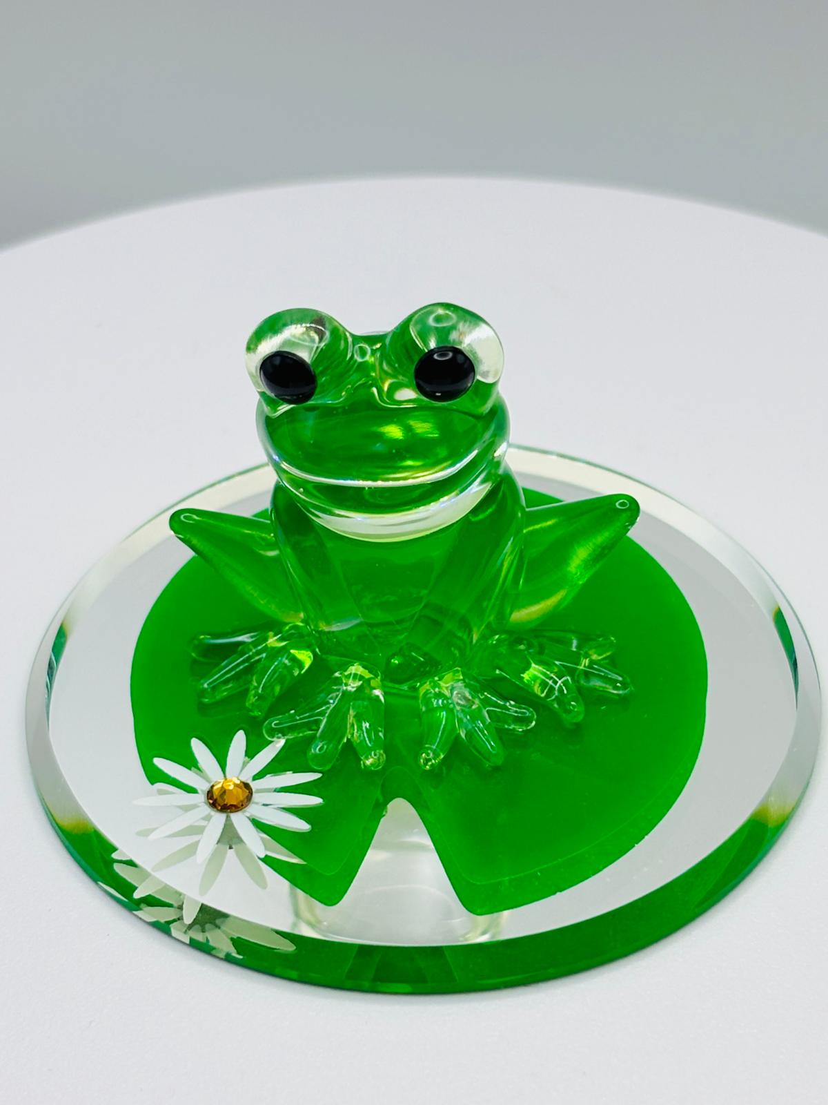 Glass Frog Figurine on Lily Pad Green Animal Collectible Decor