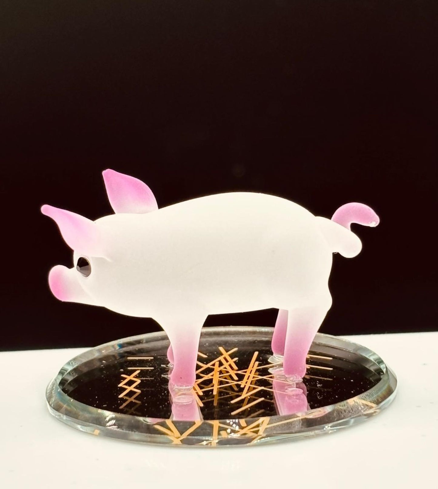 Pink Barnyard Pig Figurine | Glass Farm Animal Décor Gift