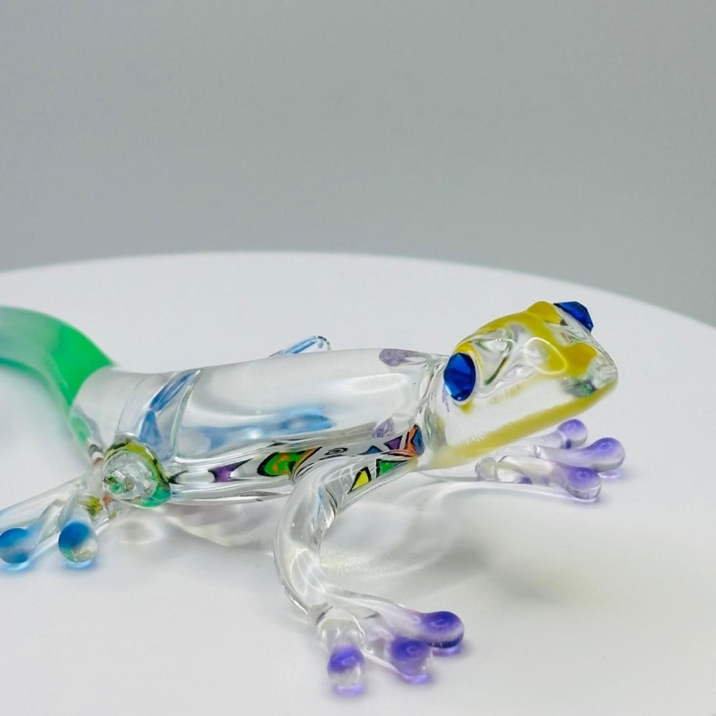 Colorful Glass Gecko Figurine with Crystals Handcrafted Desert Lizard Collectible Decor