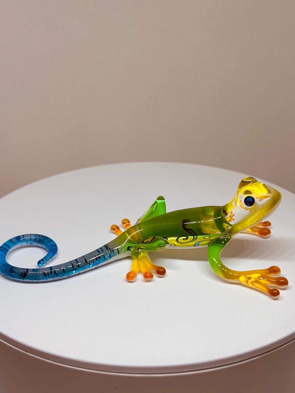 Maui GeckoGlass Figurine Handcrafted Colorful Glass Lizard Decor