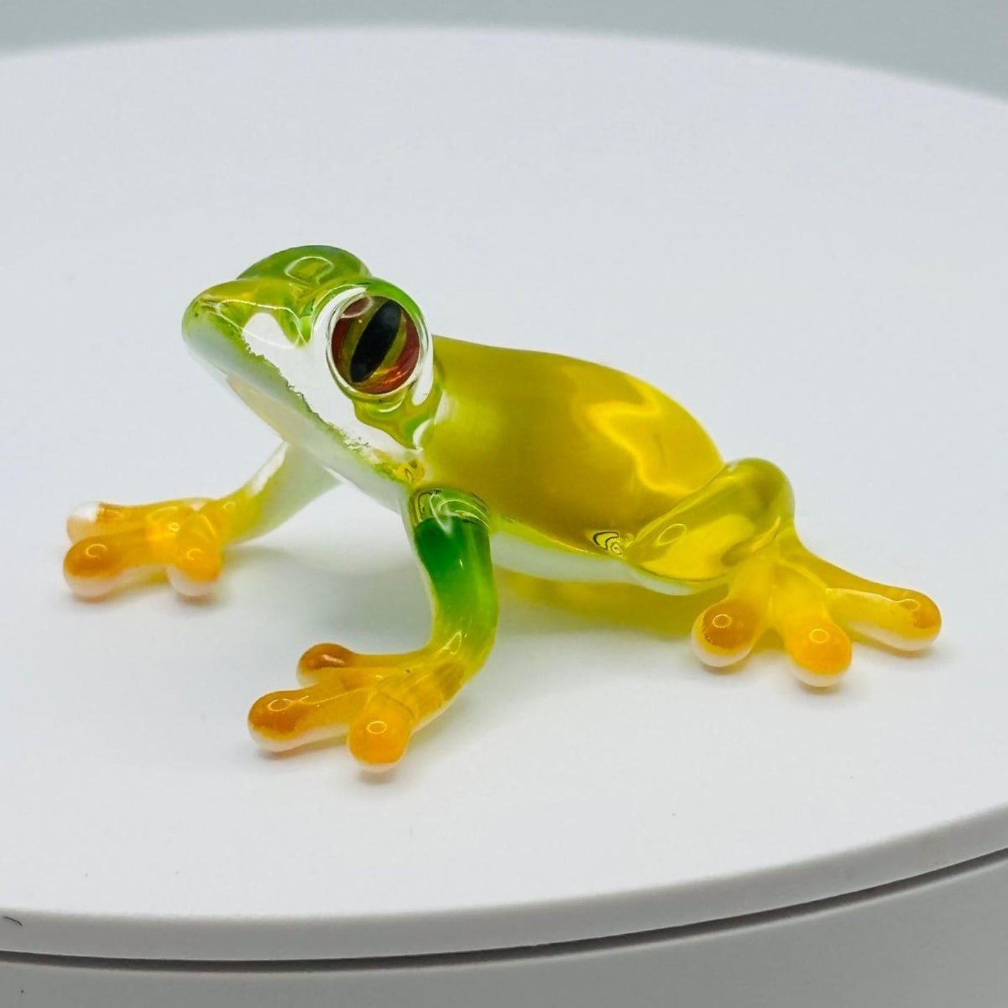 Green Glass Frog Figurine Colorful Curly Frog Collectible Animal Decor