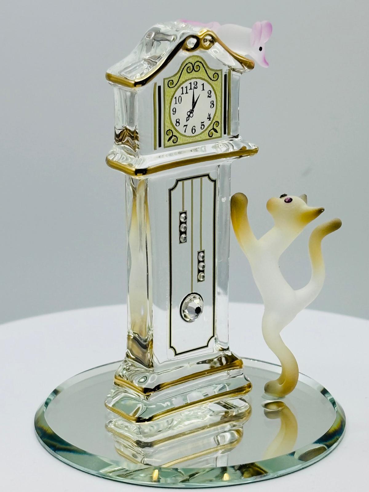 Hickory Dickory Clock Cat Figurine Handcrafted Cat and Mouse Glass Clock Decor