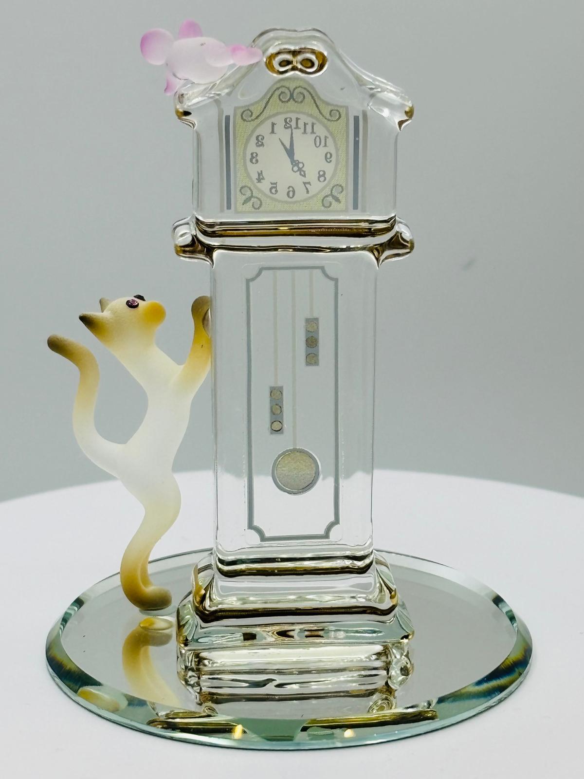 Hickory Dickory Clock Cat Figurine Handcrafted Cat and Mouse Glass Clock Decor