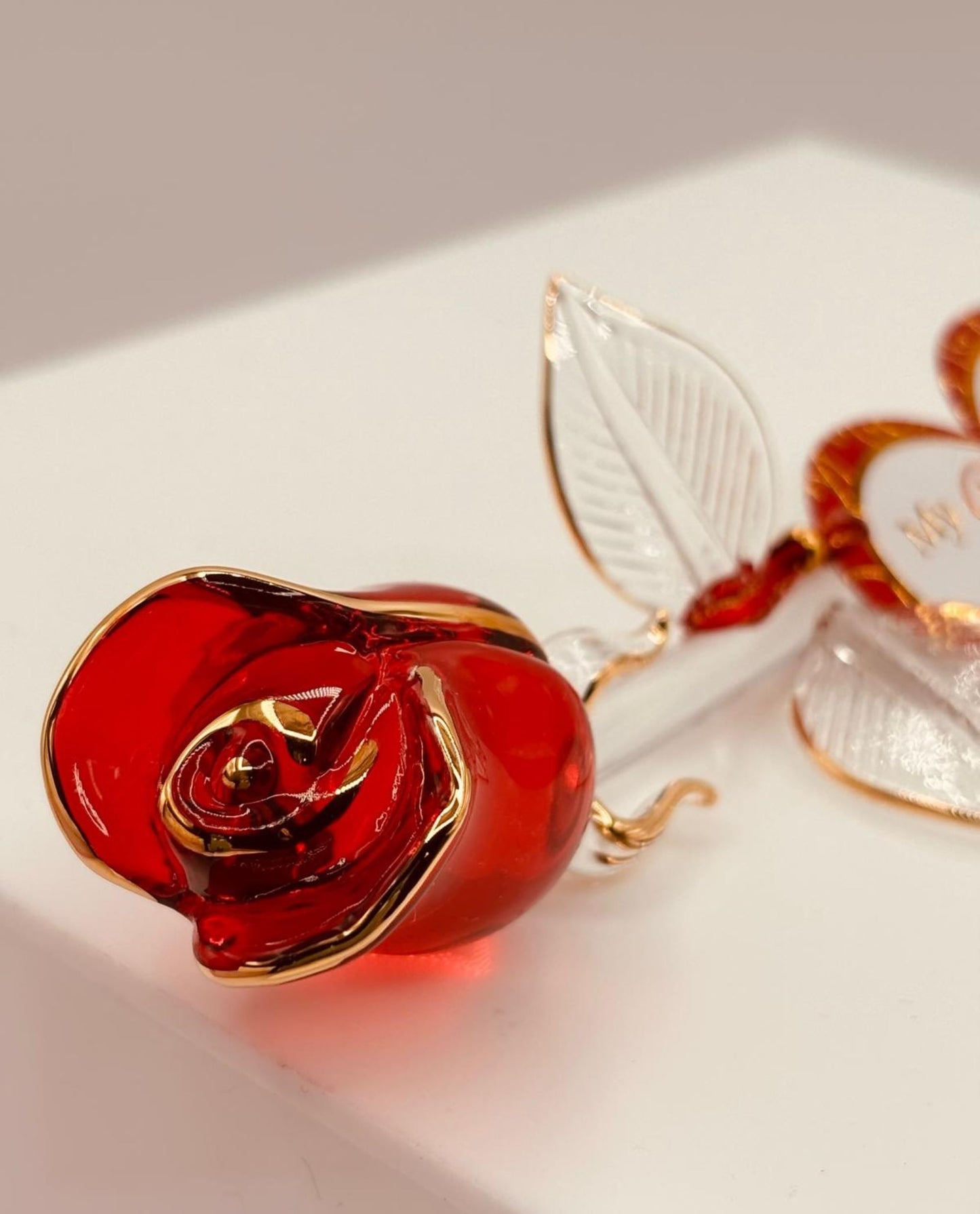 Red Rose “Wonderful Mom” Figurine | Wife Gift Glass Flower Décor