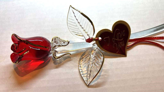 Red Rose Glass Figurine | Handcrafted Romantic Anniversary Collectible Display Gift