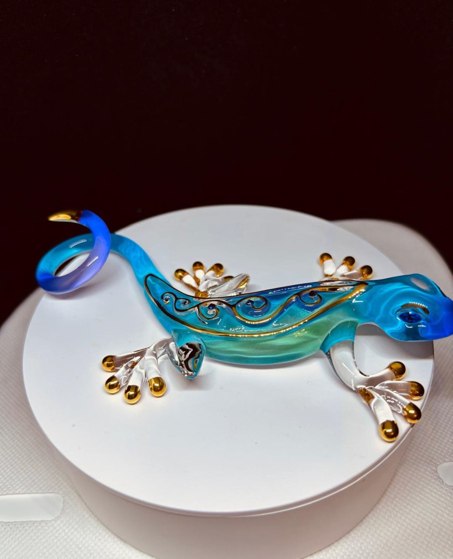 Desert Jewel Gecko Figurine Handcrafted Glass Art with Crystals & 22Kt Gold