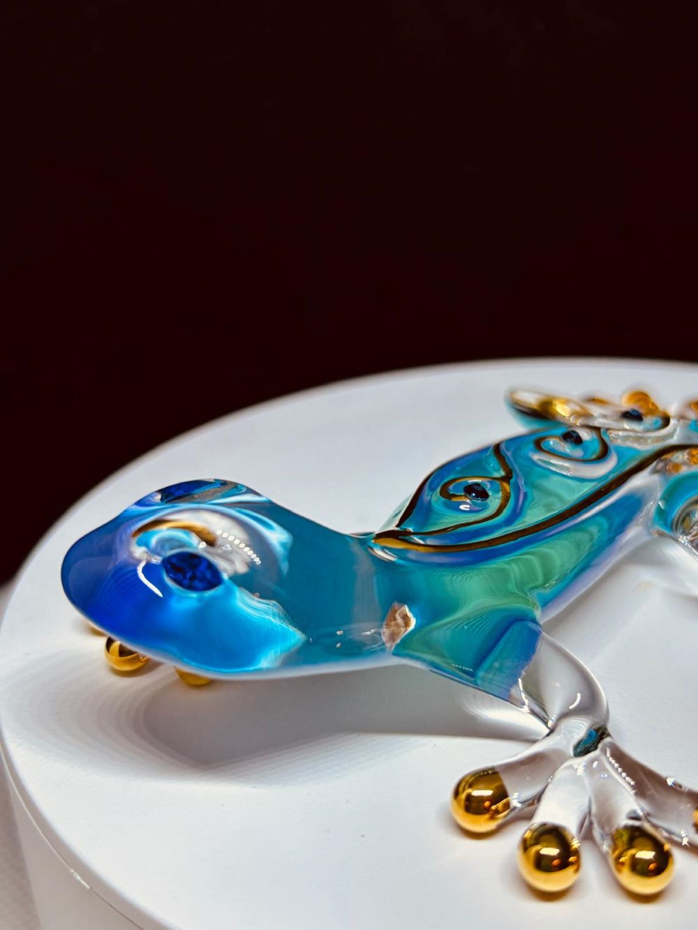 Desert Jewel Gecko Figurine Handcrafted Glass Art with Crystals & 22Kt Gold